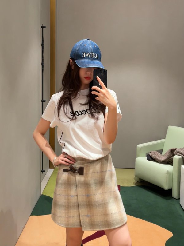 심플 로고 라인 반팔 티셔츠 001-234072