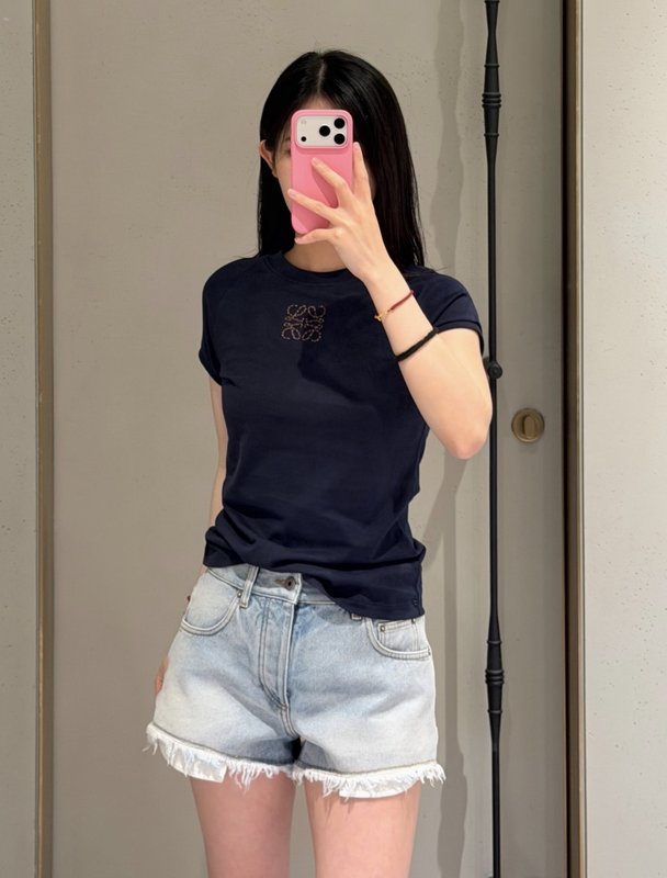 로에베 슬림핏 라운드넥 로고 자수 티셔츠 001-234090