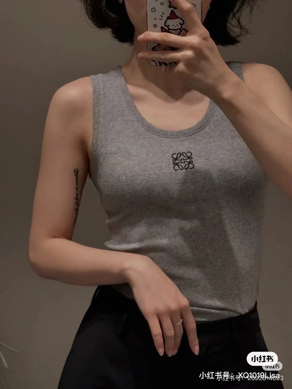 로에베 로고 자수 립스트레치 면 조끼 001-234117