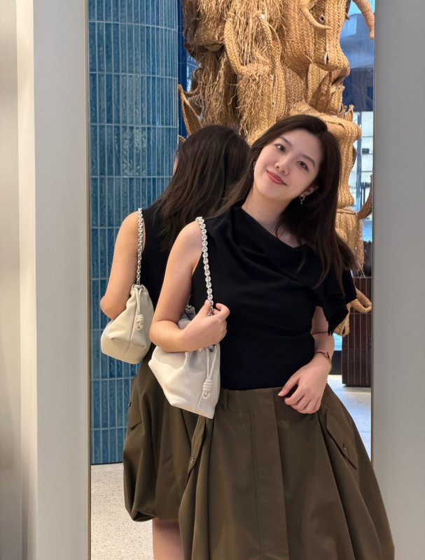로에베 올리브그린 불규칙 버블 스커트 001-234278