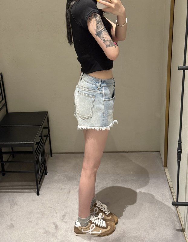 로에베 여름 연청 워싱 데님 숏팬츠 001-234289