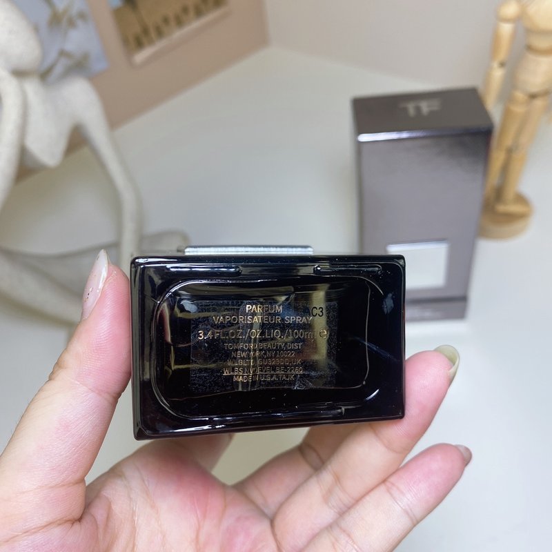 톰포드 우드 오드 퍼퓸 100ml 001-234567