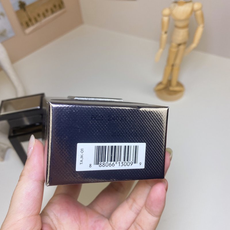 톰포드 우드 오드 퍼퓸 100ml 001-234567