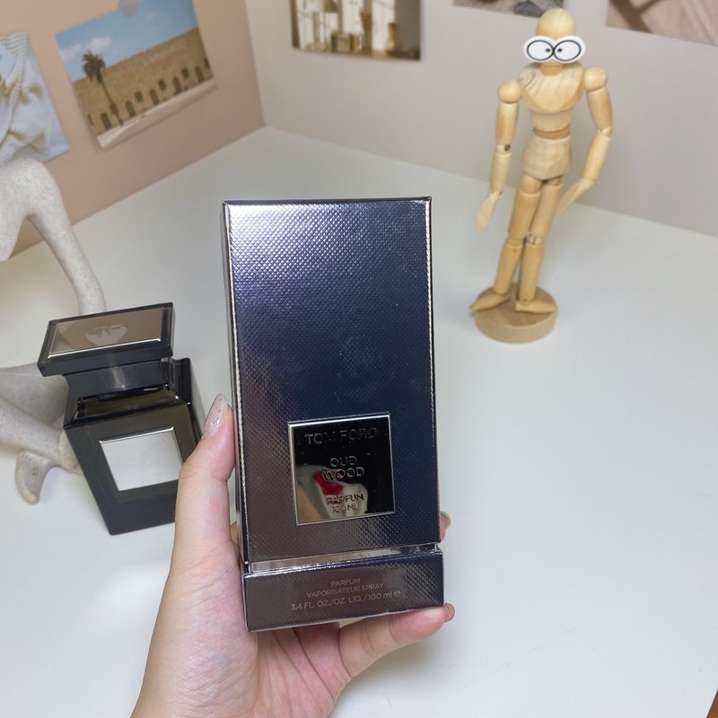 톰포드 우드 오드 퍼퓸 100ml 001-234567