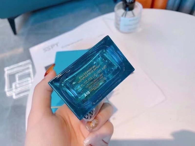 톰포드 네롤리 포르토피노 유니섹스 향수 001-234585