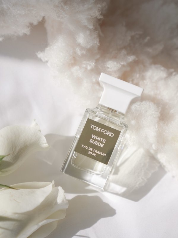 톰포드 화이트 수드 오드퍼퓸 50ml 우디 머스크 001-234603