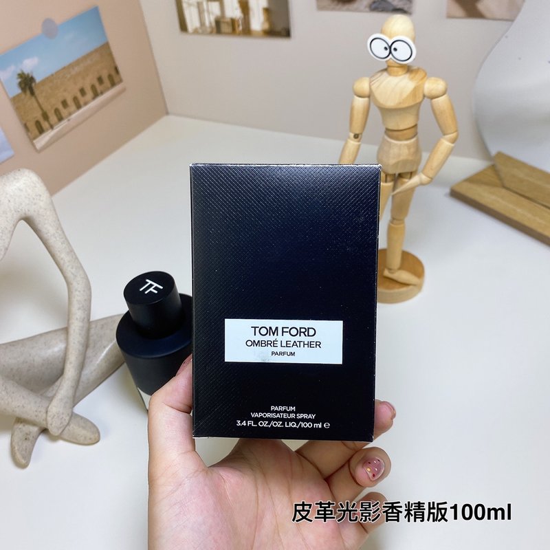 톰포드 옴브레 레더 퍼퓸 001-234607