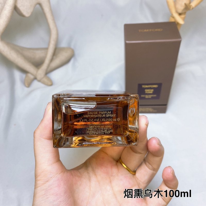 톰포드 에보니 스모크 오드퍼퓸 100ml 001-234610