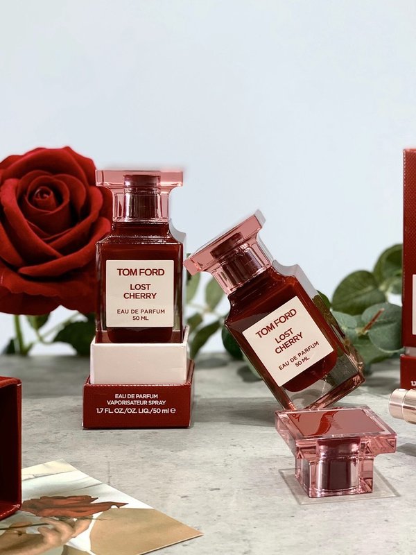 톰포드 로스트 체리 오드퍼퓸 50ml 001-234609