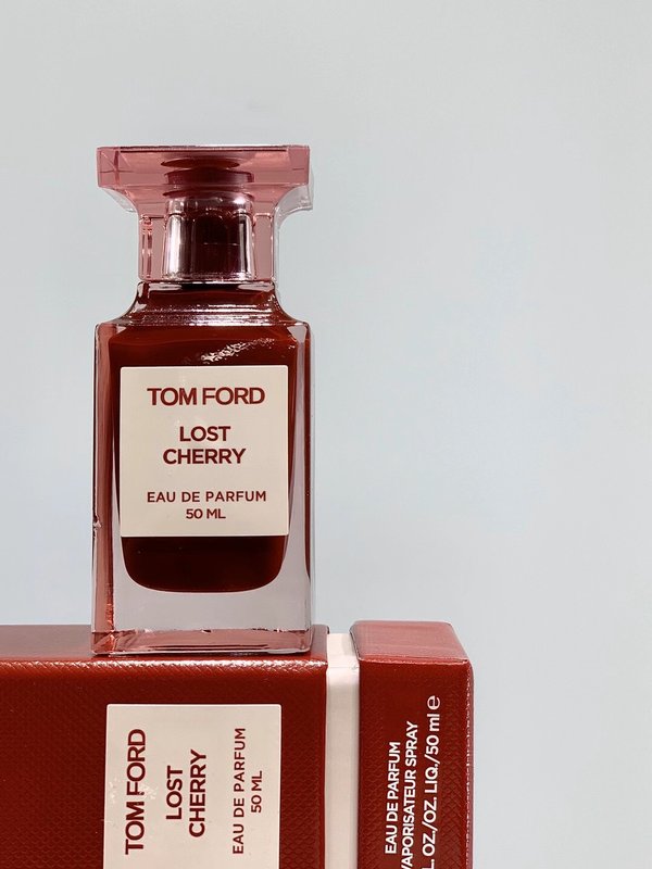 톰포드 로스트 체리 오드퍼퓸 50ml 001-234609