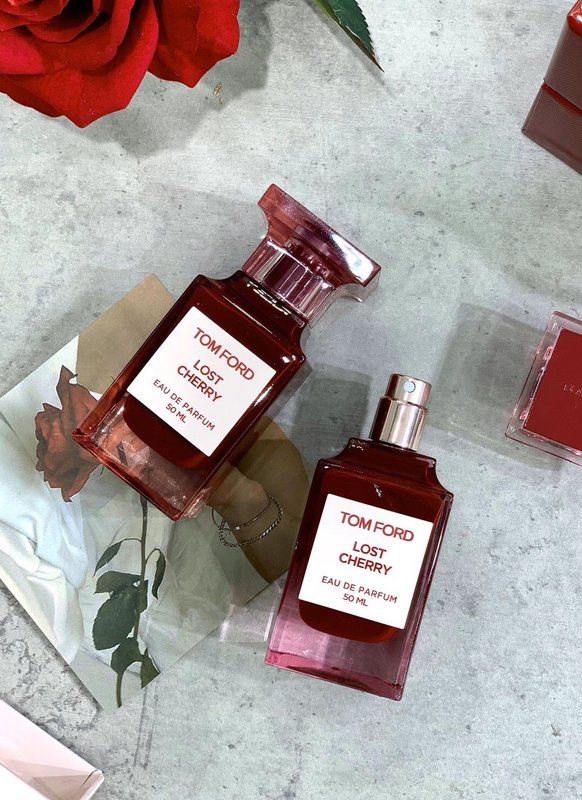 톰포드 로스트 체리 오드퍼퓸 50ml 001-234609
