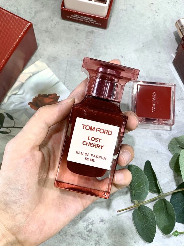 톰포드 로스트 체리 오드퍼퓸 50ml 001-234609
