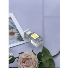 톰 포드 화이트 수에드 오드퍼퓸 001-234624