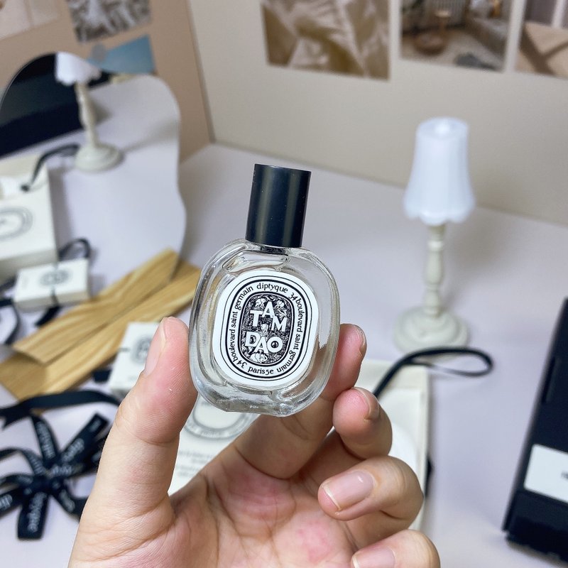 디프티크 차량용 향기 확산기 세트 001-234671