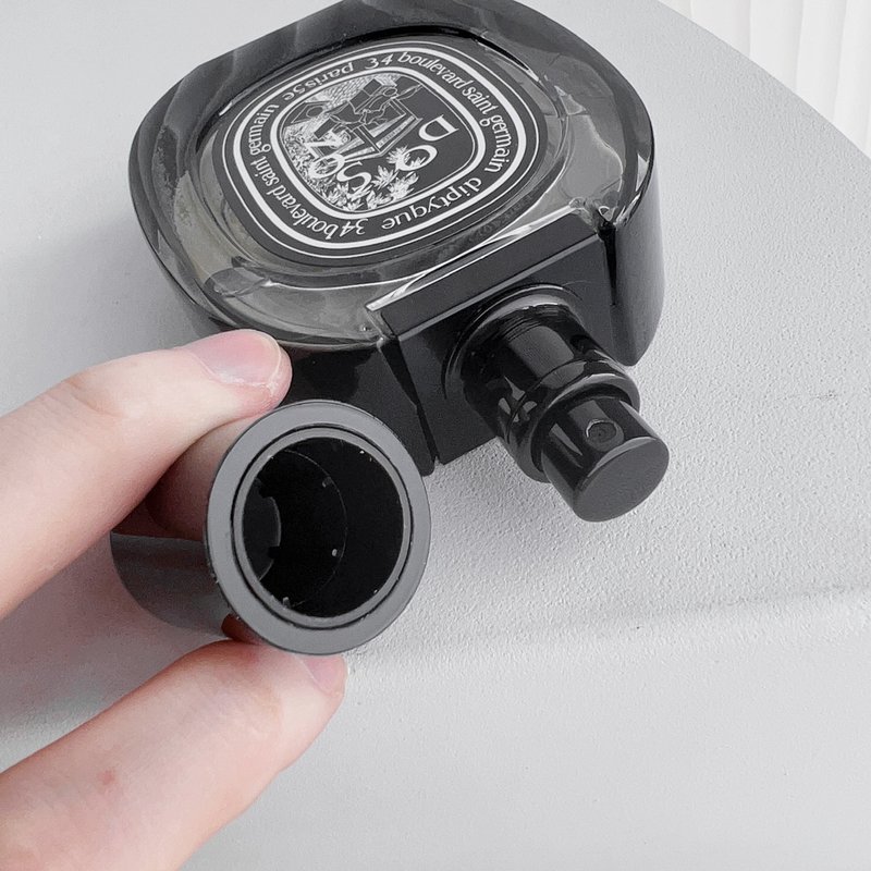 디프티크 도송 오드뚜왈렛 블랙 001-234707