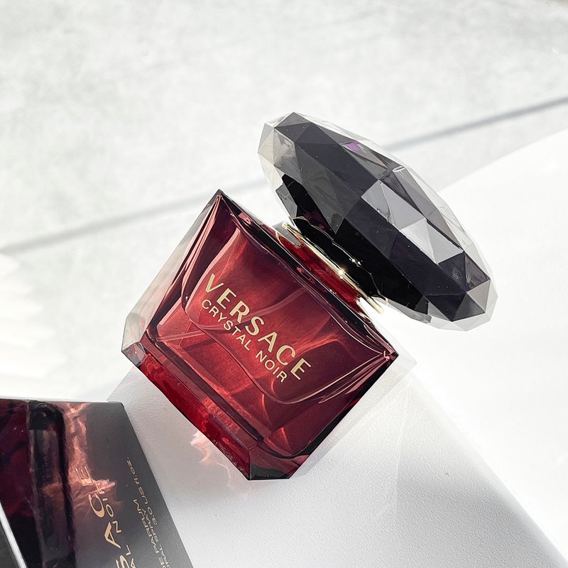 베르사체 블랙 크리스탈 우먼 오드퍼퓸 90ml 001-234728