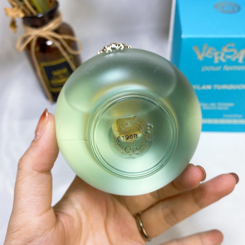 베르사체 딜란 터콰이즈 여성 오드뚜왈렛 100ml 001-234733