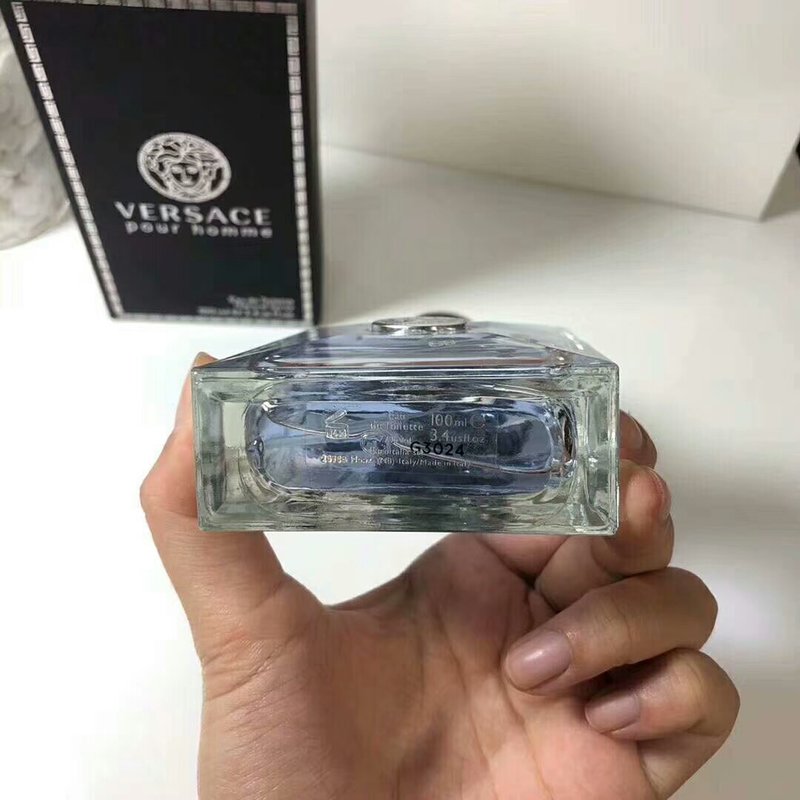 베르사체 포름 옴므 오드뚜왈렛 001-234743