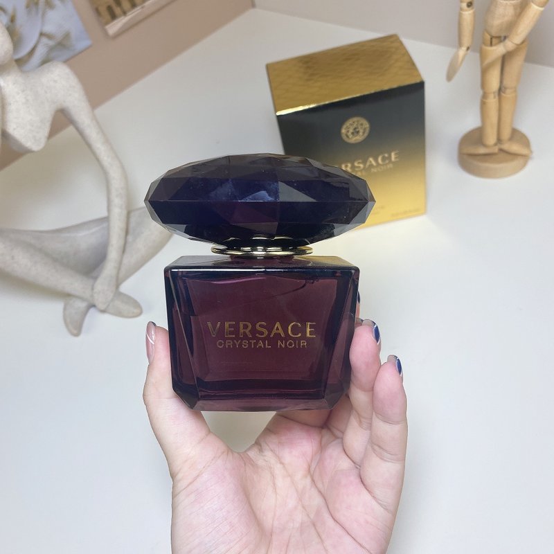 베르사체 크리스탈 느와르 오드뚜왈렛 90ml 001-234747