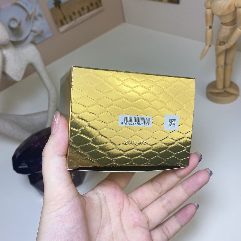 베르사체 크리스탈 느와르 오드뚜왈렛 90ml 001-234747