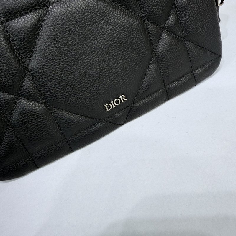 디올 블랙 퀼팅 카메라백 숄더백 001-234943
