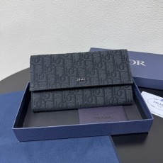 디올 그라비티 엠보싱 롱 월렛 001-234966