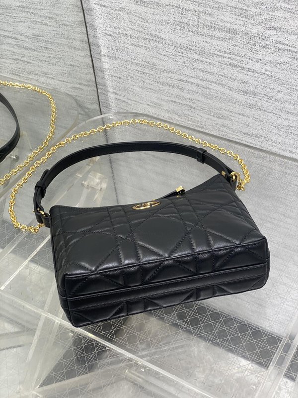 디올 미스 디올 블랙 퀼팅 숄더백 001-235040