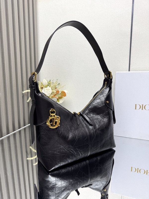 디올 보야주 미디엄 플리츠 블랙 핸드백 001-235049
