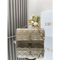 디올 펄 장식 핸드백 숄더백 001-235060
