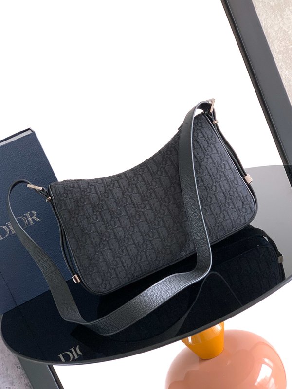 디올 남성 블랙 오블리크 프린트 지퍼 백 001-235104