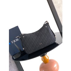 디올 남성 블랙 오블리크 프린트 지퍼 백 001-235104