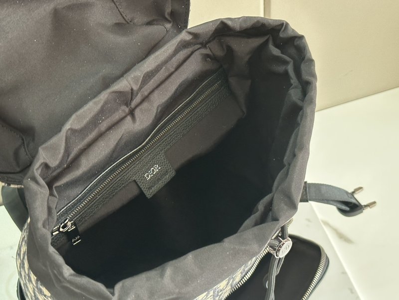 디올 블랙 옵티크 프린트 백팩 001-235118