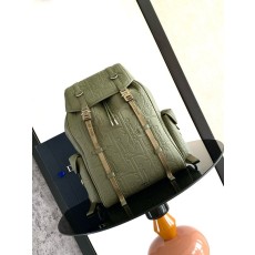 디올 플랩 백팩 001-235131