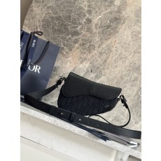 디올 블랙 오블리크 프린트 미니 새들백 001-235150