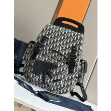 디올 갈롭 백팩 베이지 프린트 블랙 001-235153