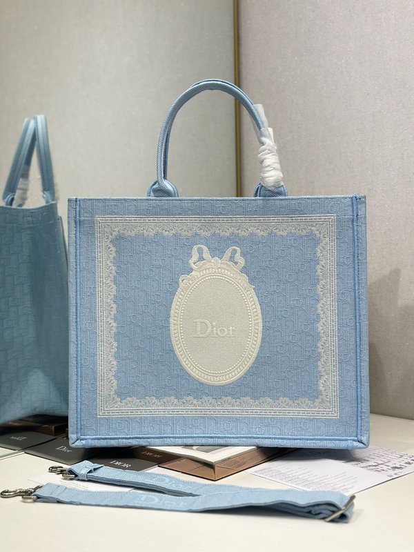 디올 블루 자수 토트백 001-235189