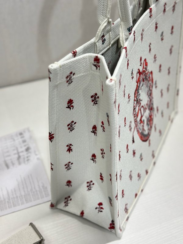 디올 북토트 대용량 숄더백 001-235259