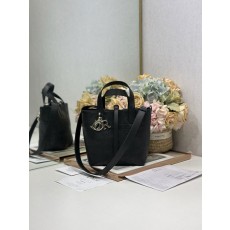 디올 블랙 고트스킨 세로형 핸드백 001-235266