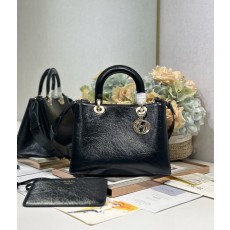 디올 투주르 블랙 주름 미디엄 토트백 001-235312