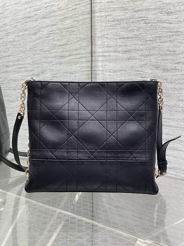 디올 블랙 퀼팅 체인 호보백 001-235396