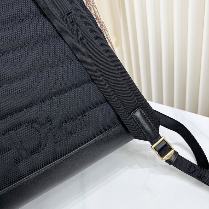 디올 젯 플랩 백팩 001-235435