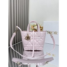 디올 핑크 세로형 핸드백 001-235451