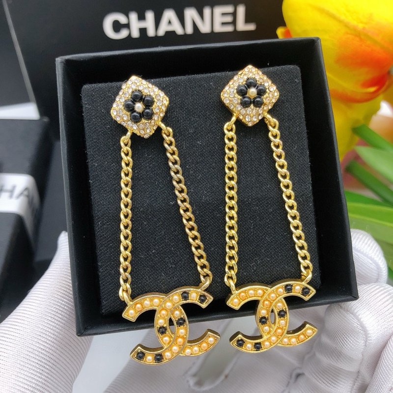 샤넬풍 빈티지 꽃 진주 귀걸이 001-235539
