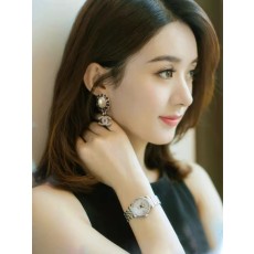 샤넬 진주 스트랩 가죽 이어링 001-235543