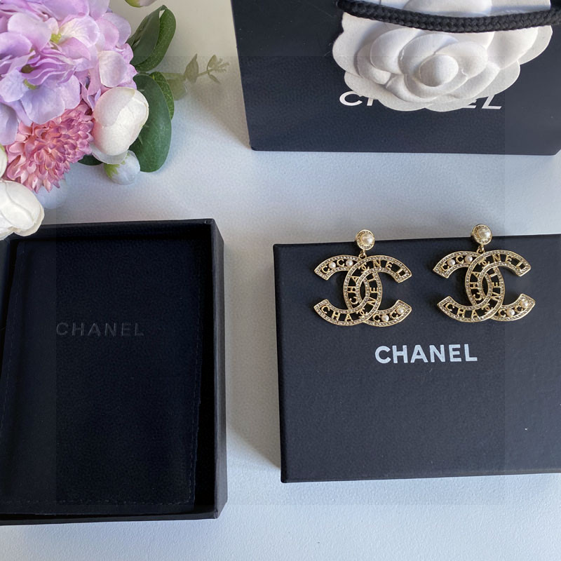 샤넬 스타일 크리스탈 박이 물방울 진주 로고 귀걸이 001-235569