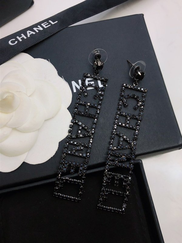 샤넬 스타일 카멜리아 다이아몬드 귀걸이 001-235621