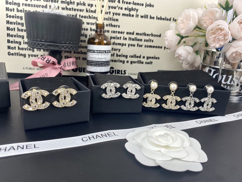 샤넬풍 별 하트 큐빅 진주 펜던트 귀걸이 001-235623