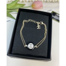 샤넬풍 블랙 앤 화이트 단추 에나멜 더블 C 귀걸이 목 001-235663