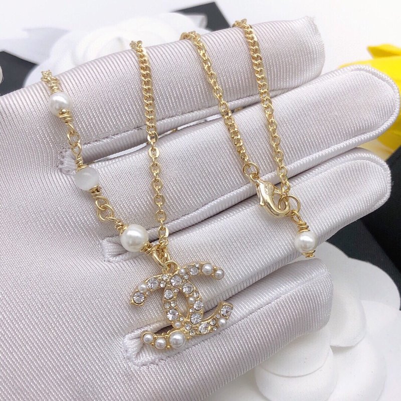 샤넬 스타일 진주 더블 C 목걸이 001-235685