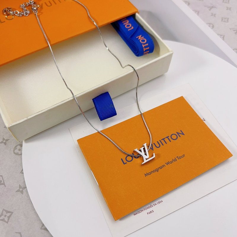 루이 레터 조절 가능 목걸이 001-235747